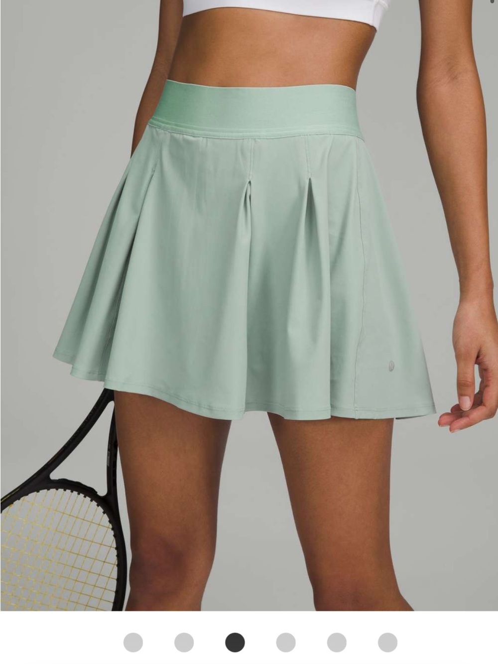 Lululemon Tennid Time Skirt, silver blue, size 4